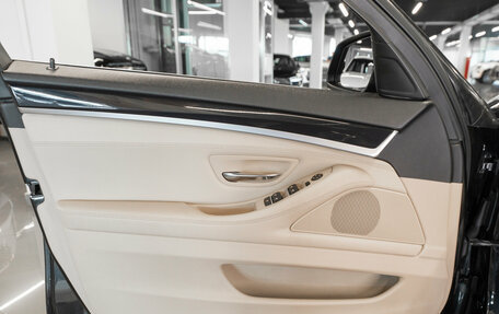 BMW 5 серия, 2014 год, 1 350 000 рублей, 13 фотография