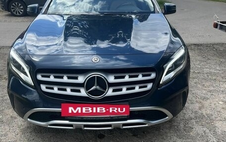 Mercedes-Benz GLA, 2019 год, 2 500 000 рублей, 2 фотография