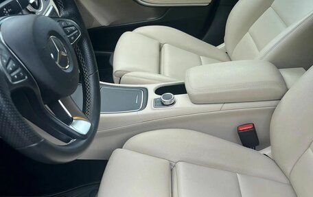 Mercedes-Benz GLA, 2019 год, 2 500 000 рублей, 21 фотография