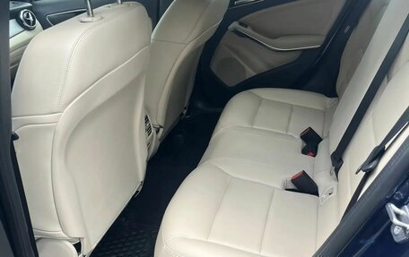 Mercedes-Benz GLA, 2019 год, 2 500 000 рублей, 19 фотография