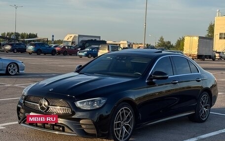 Mercedes-Benz E-Класс, 2020 год, 4 100 000 рублей, 4 фотография