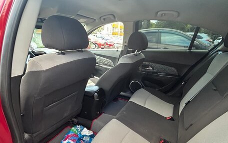 Chevrolet Cruze II, 2011 год, 595 000 рублей, 7 фотография