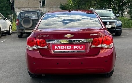 Chevrolet Cruze II, 2011 год, 595 000 рублей, 3 фотография
