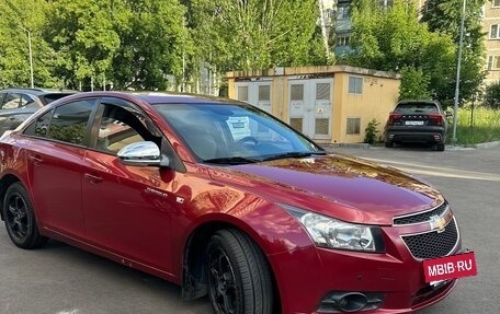 Chevrolet Cruze II, 2011 год, 595 000 рублей, 5 фотография