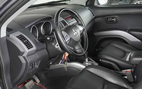 Mitsubishi Outlander III рестайлинг 3, 2012 год, 1 490 000 рублей, 16 фотография