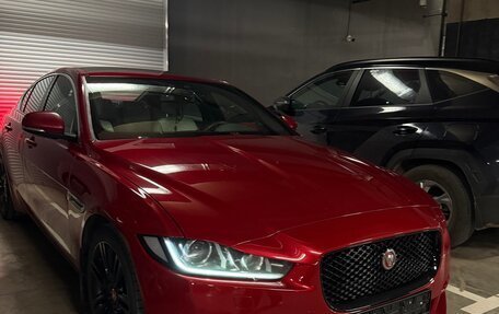 Jaguar XE I рестайлинг, 2016 год, 1 950 000 рублей, 1 фотография