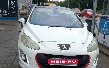 Peugeot 308 II, 2011 год, 750 000 рублей, 4 фотография
