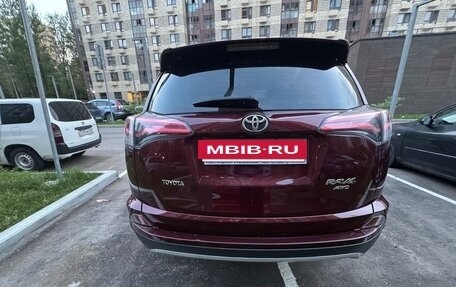 Toyota RAV4, 2017 год, 2 370 000 рублей, 3 фотография