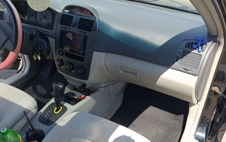 KIA Cerato I, 2005 год, 600 000 рублей, 22 фотография