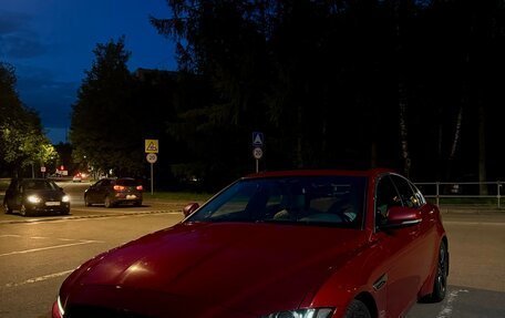 Jaguar XE I рестайлинг, 2016 год, 1 950 000 рублей, 6 фотография