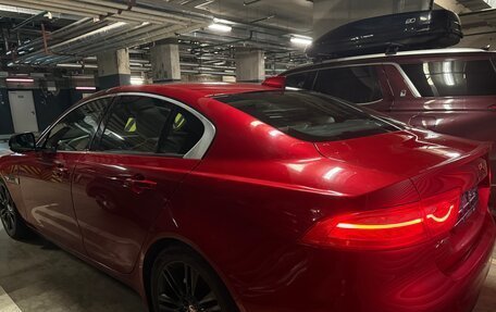 Jaguar XE I рестайлинг, 2016 год, 1 950 000 рублей, 4 фотография
