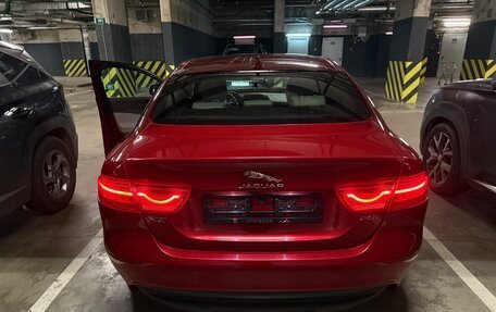 Jaguar XE I рестайлинг, 2016 год, 1 950 000 рублей, 5 фотография