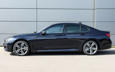 BMW 7 серия, 2017 год, 3 750 000 рублей, 9 фотография