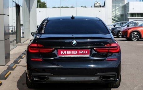 BMW 7 серия, 2017 год, 3 750 000 рублей, 7 фотография