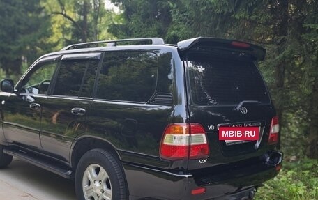 Toyota Land Cruiser 100 рестайлинг 2, 2003 год, 2 200 000 рублей, 5 фотография