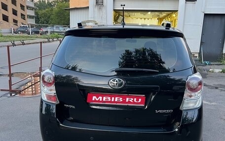 Toyota Verso I, 2011 год, 780 000 рублей, 4 фотография