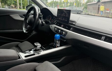 Audi A4, 2019 год, 2 650 000 рублей, 4 фотография
