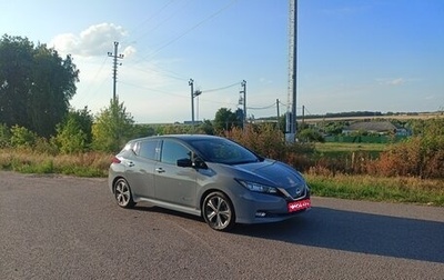 Nissan Leaf II, 2020 год, 2 000 000 рублей, 1 фотография