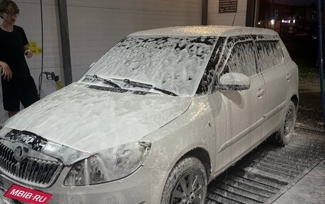 Skoda Fabia II, 2011 год, 380 000 рублей, 1 фотография