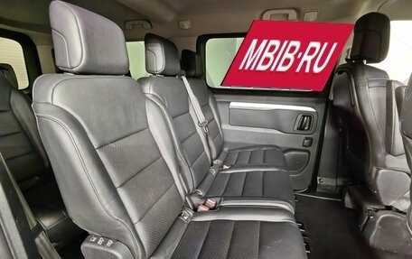 Peugeot Traveller I, 2020 год, 2 655 000 рублей, 14 фотография