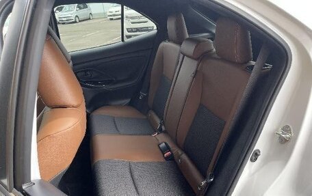Toyota Yaris Cross, 2023 год, 1 900 000 рублей, 19 фотография