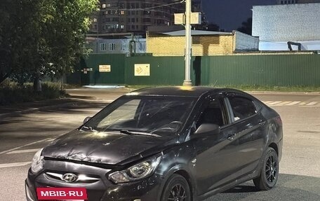 Hyundai Solaris II рестайлинг, 2011 год, 320 000 рублей, 2 фотография