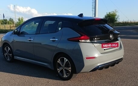 Nissan Leaf II, 2020 год, 2 000 000 рублей, 4 фотография