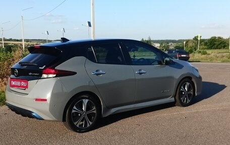 Nissan Leaf II, 2020 год, 2 000 000 рублей, 3 фотография
