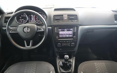 Skoda Yeti I рестайлинг, 2017 год, 1 199 000 рублей, 11 фотография