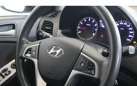 Hyundai Solaris II рестайлинг, 2016 год, 962 000 рублей, 8 фотография