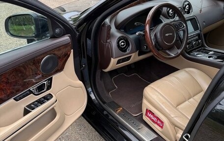 Jaguar XJ IV (X351), 2015 год, 2 390 000 рублей, 7 фотография