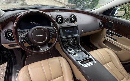 Jaguar XJ IV (X351), 2015 год, 2 390 000 рублей, 15 фотография