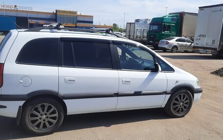 Opel Zafira A рестайлинг, 2004 год, 560 000 рублей, 3 фотография