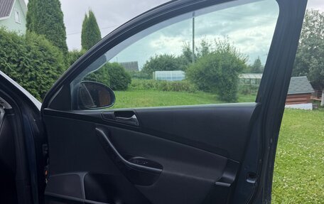 Volkswagen Passat B6, 2006 год, 750 000 рублей, 10 фотография