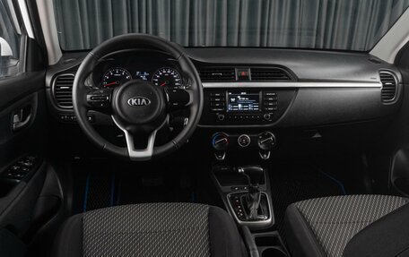 KIA Rio IV, 2018 год, 1 070 000 рублей, 6 фотография