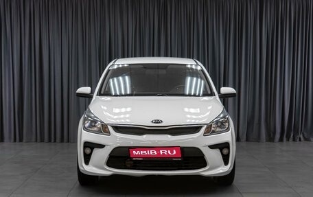 KIA Rio IV, 2018 год, 1 070 000 рублей, 3 фотография