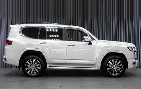 Toyota Land Cruiser, 2023 год, 12 305 000 рублей, 5 фотография