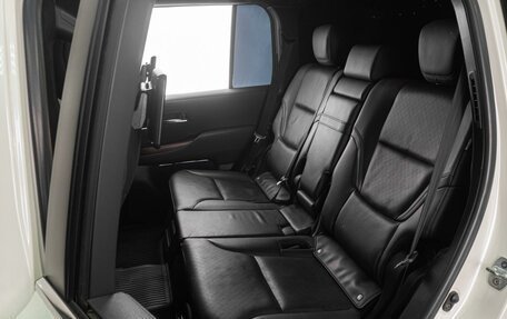 Toyota Land Cruiser, 2023 год, 12 305 000 рублей, 15 фотография