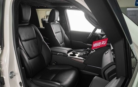Toyota Land Cruiser, 2023 год, 12 305 000 рублей, 13 фотография