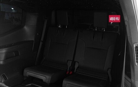 Toyota Land Cruiser, 2023 год, 12 305 000 рублей, 17 фотография