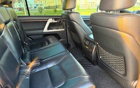 Toyota Land Cruiser 200, 2013 год, 4 250 000 рублей, 10 фотография
