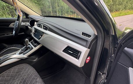 Geely Atlas I, 2019 год, 1 500 000 рублей, 18 фотография