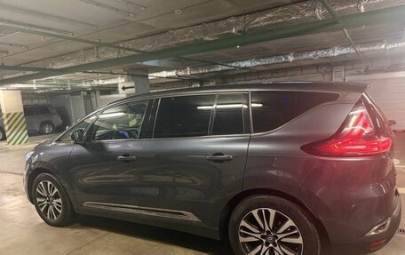 Renault Espace V рестайлинг, 2018 год, 2 750 000 рублей, 5 фотография