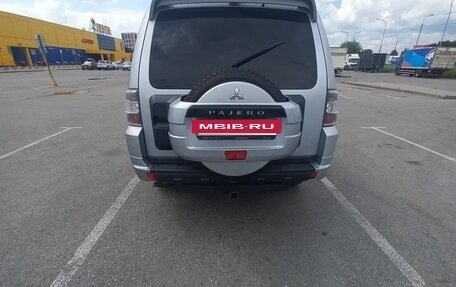 Mitsubishi Pajero IV, 2011 год, 1 525 000 рублей, 4 фотография