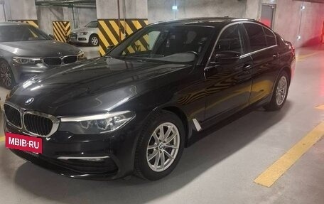 BMW 5 серия, 2019 год, 3 850 000 рублей, 3 фотография