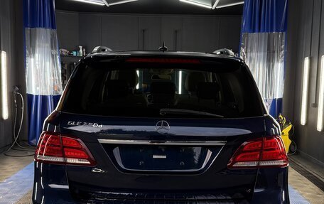 Mercedes-Benz GLE, 2016 год, 3 600 000 рублей, 2 фотография