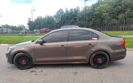 Volkswagen Jetta VI, 2011 год, 1 390 000 рублей, 8 фотография