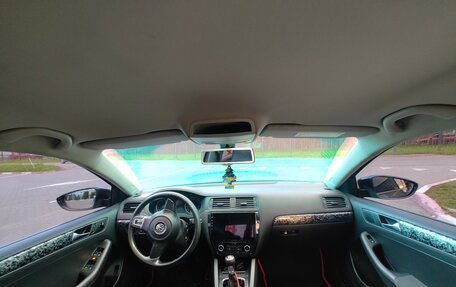 Volkswagen Jetta VI, 2011 год, 1 390 000 рублей, 11 фотография