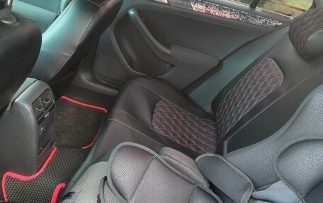 Volkswagen Jetta VI, 2011 год, 1 390 000 рублей, 13 фотография