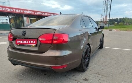 Volkswagen Jetta VI, 2011 год, 1 390 000 рублей, 7 фотография